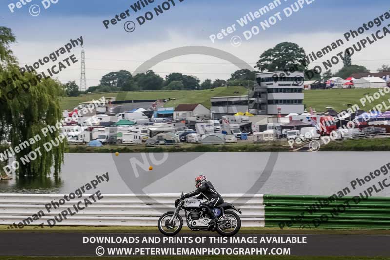 Vintage motorcycle club;eventdigitalimages;mallory park;mallory park trackday photographs;no limits trackdays;peter wileman photography;trackday digital images;trackday photos;vmcc festival 1000 bikes photographs